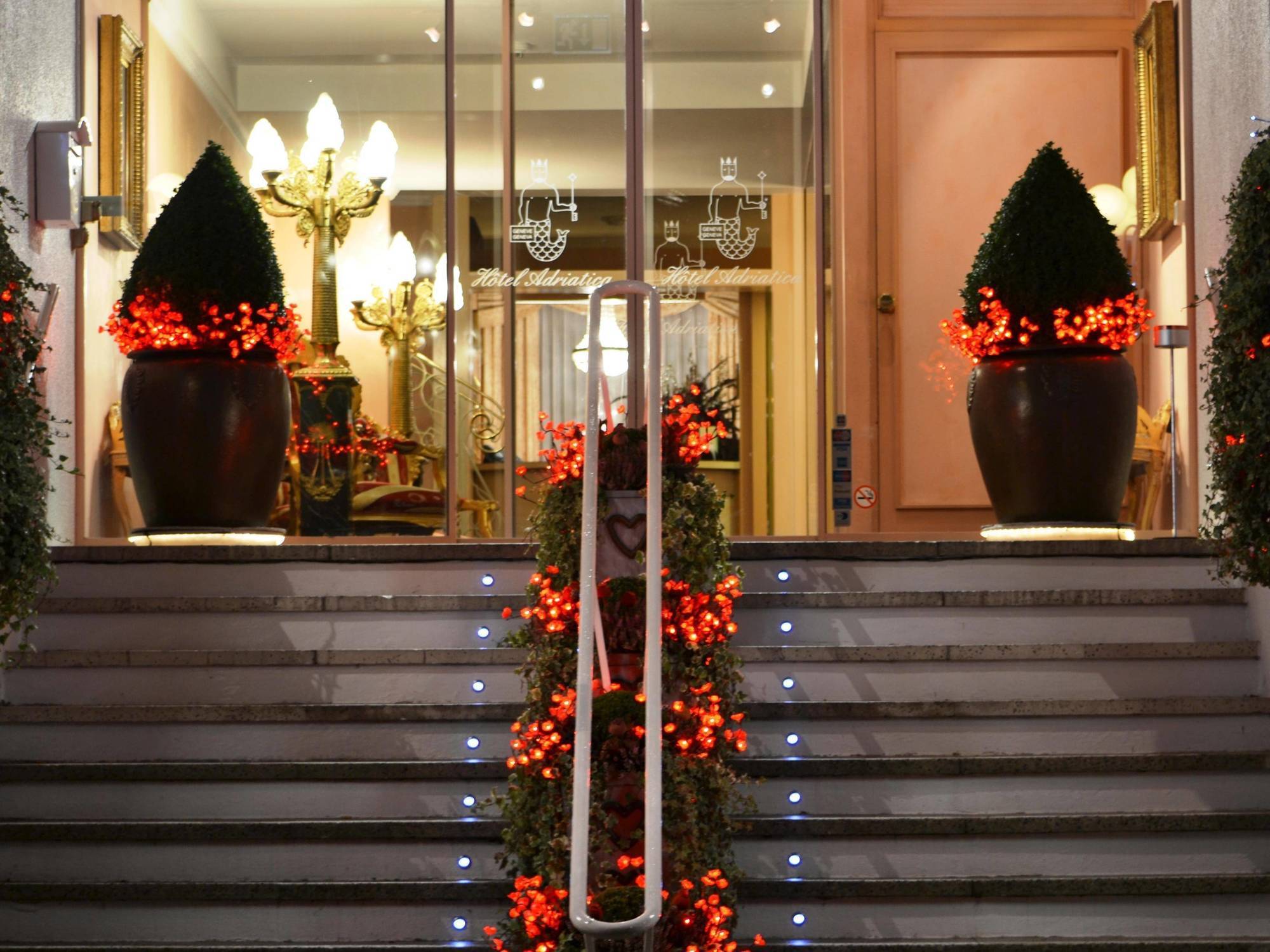 Hotel Adriatica Genebra Exterior foto