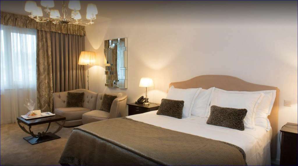 Hotel Adriatica Genebra Quarto foto
